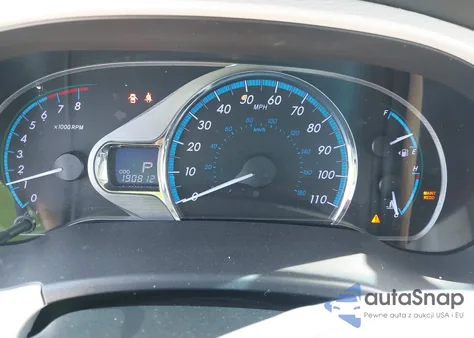 2013 Toyota Sienna Xle V6 8 Passenger z USA, uszkodzony, nr VIN 5TDYK3DC6DS340954